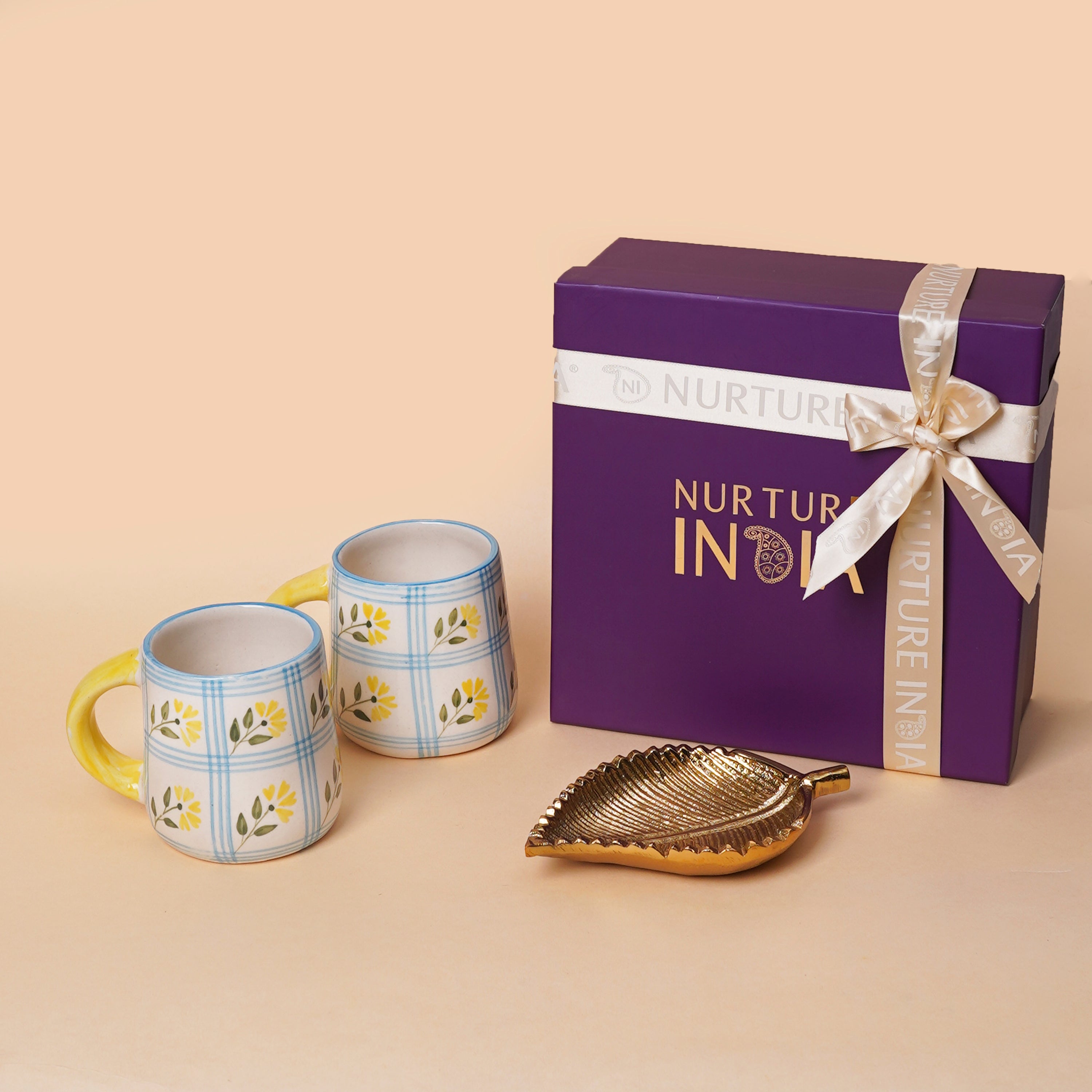 Ditsy Floral Set of 2 Mugs & Trinket Dish Gift Box