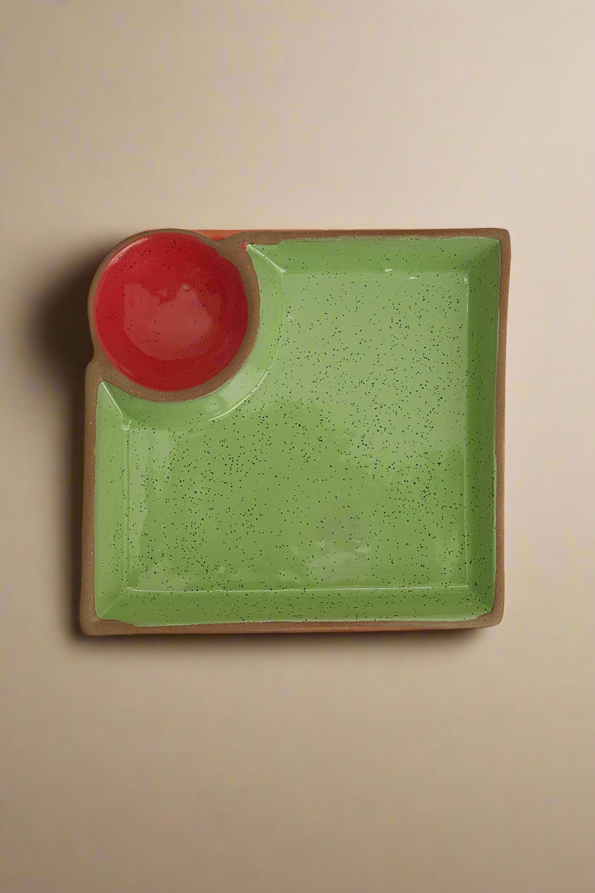 Green & Red Chip & Dip Platter