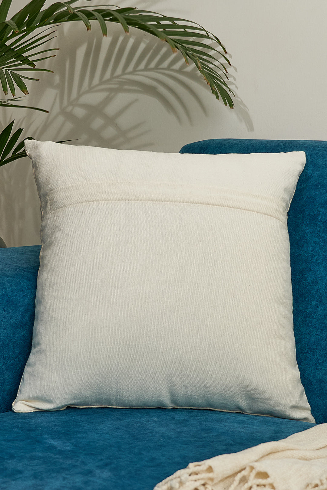 Hydrangeas Tufted Embroidered Cushion Cover- 16x16 inches
