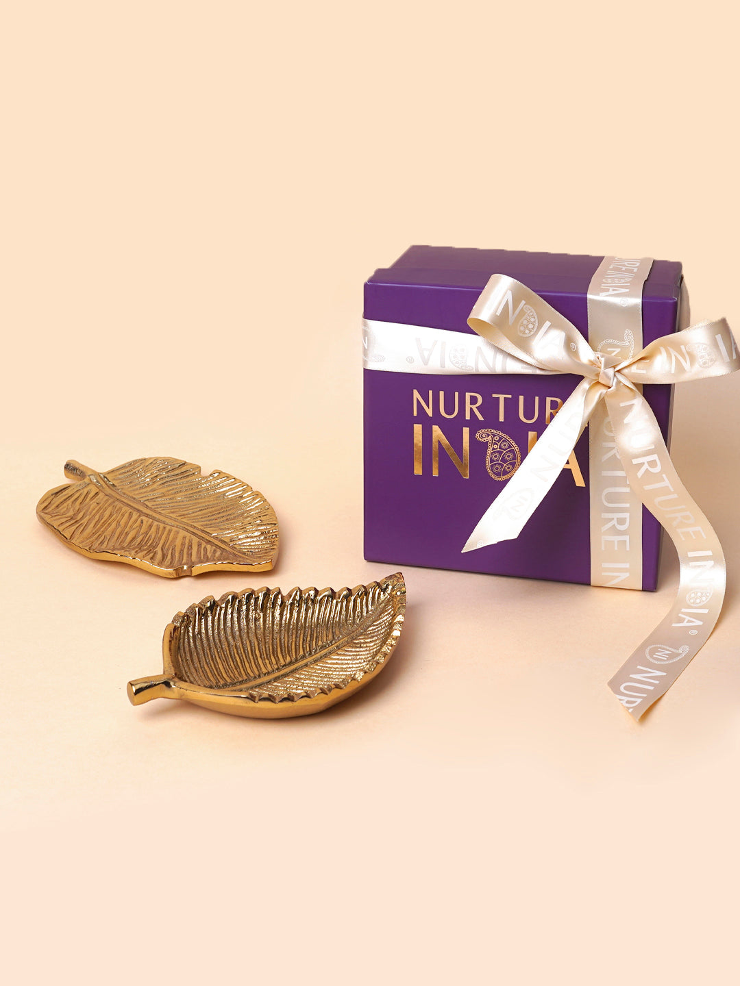 Small Gift Box (Gifting Box Only)