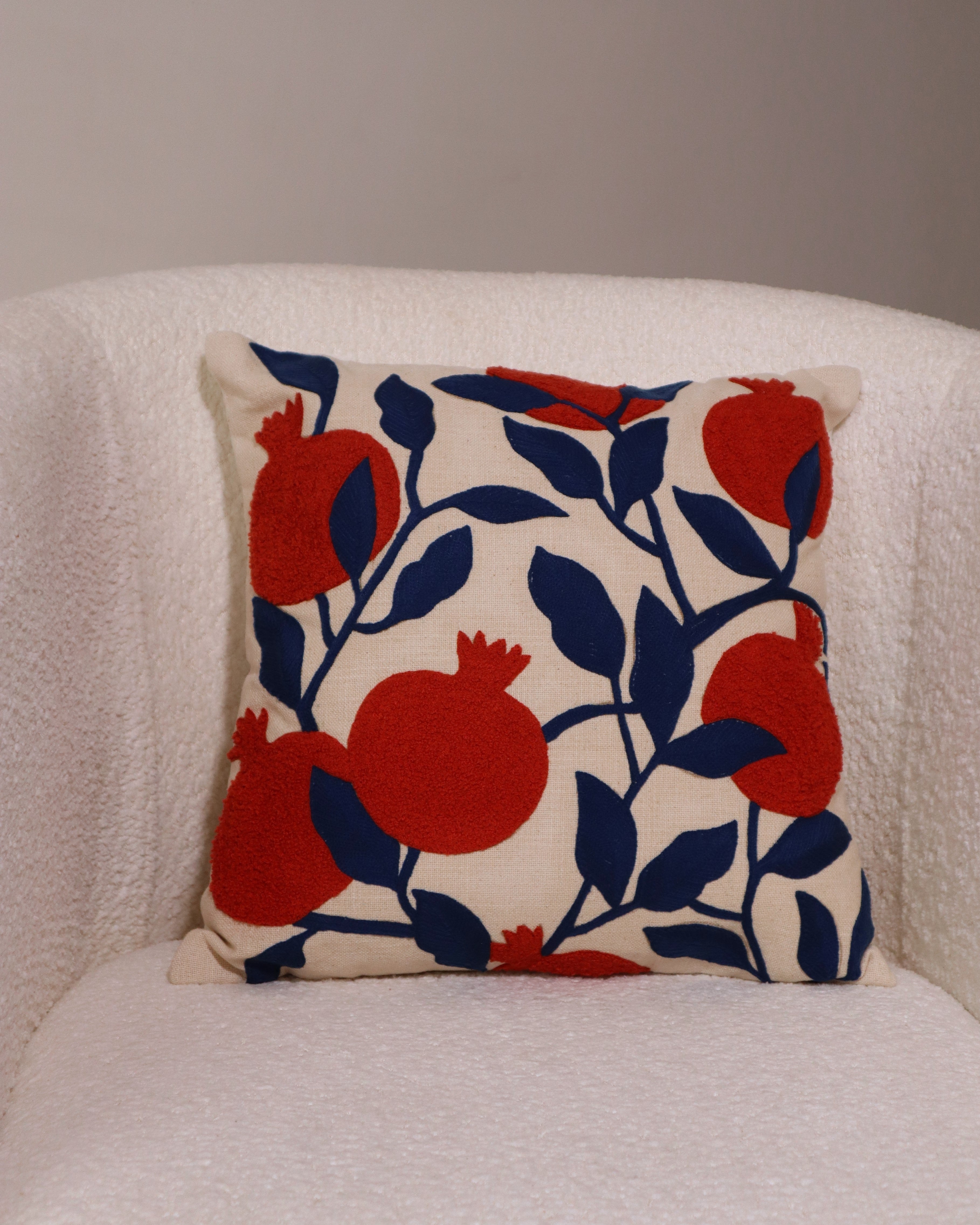 Anaar Bazaar Tufted Cushion Cover (16 x 16")