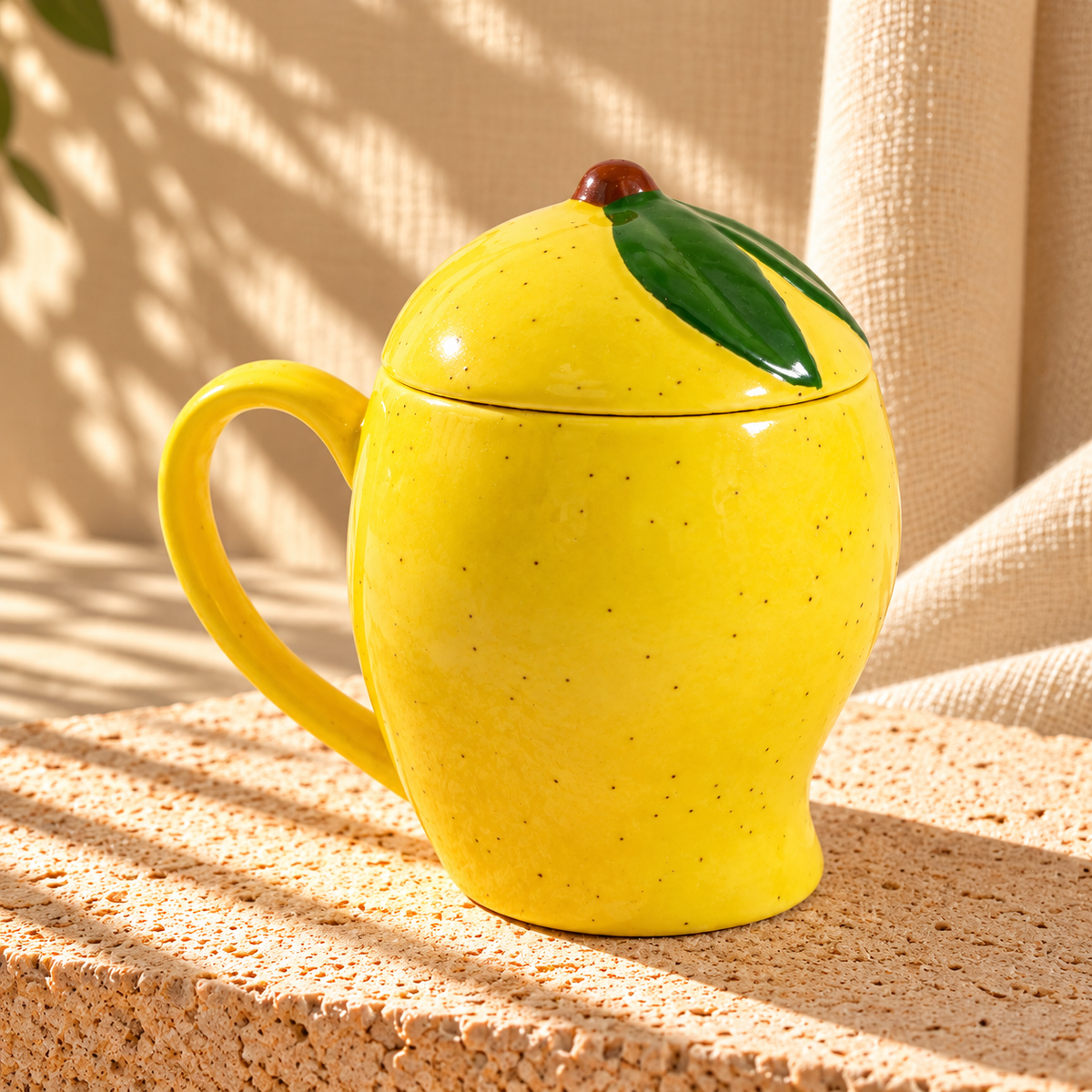 Mango Shape Ceramic Coffee Mug with Lid (350 ml )