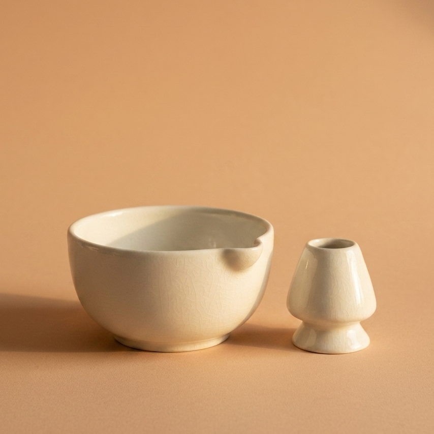 Pastel White Matcha Bowl & Whisk Holder Set
