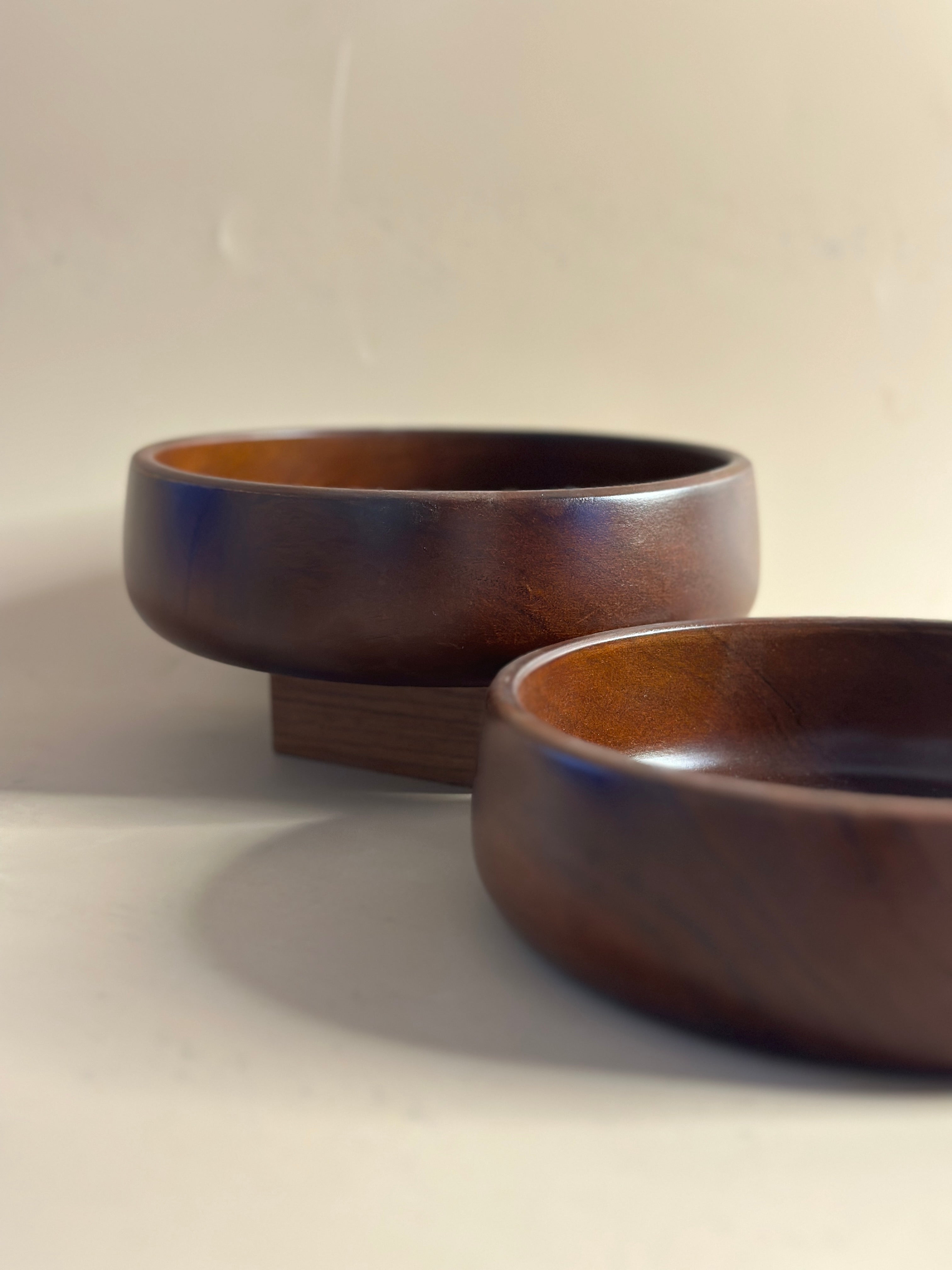 Wooden Salad Bowl Set of 2  (Rosewood)