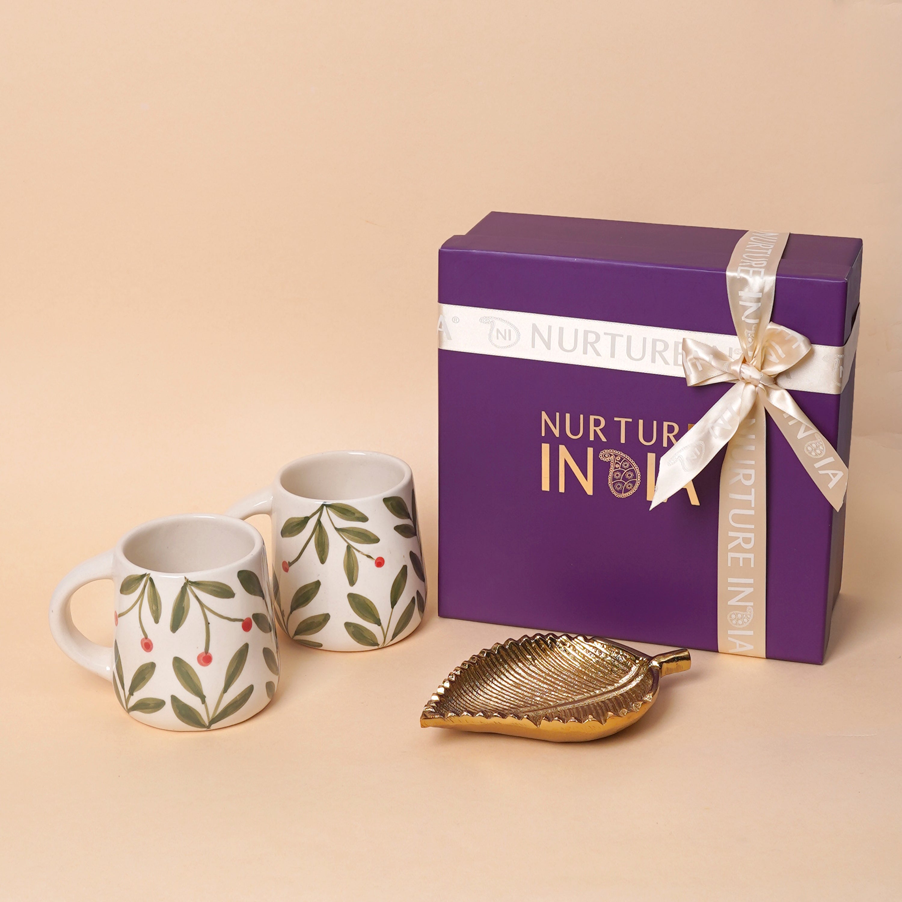 Olive Set of 2 mugs & Trinket Dish Gift Box