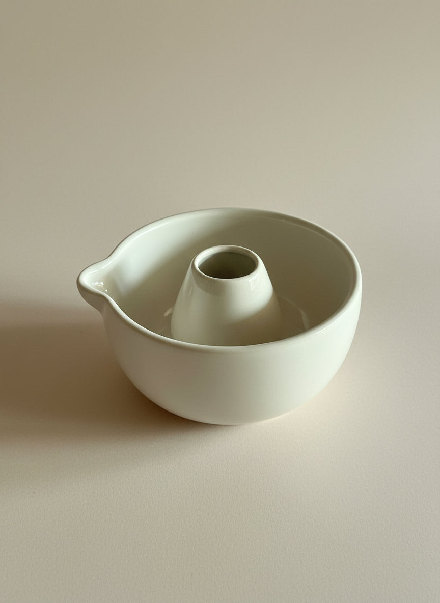 Pastel White Matcha Bowl & Whisk Holder Set