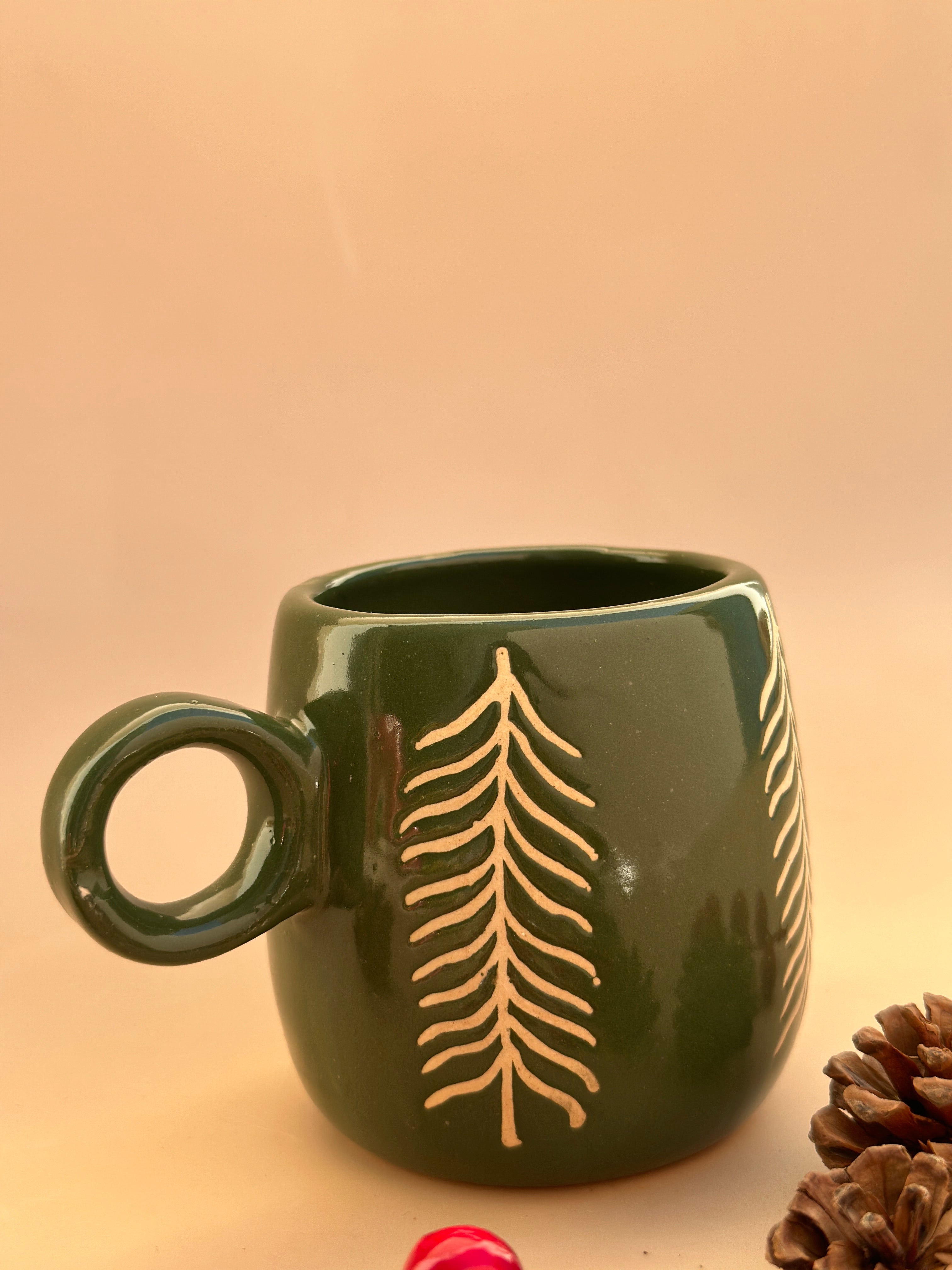 Christmas Tree Engraved Mug Green (300ml)