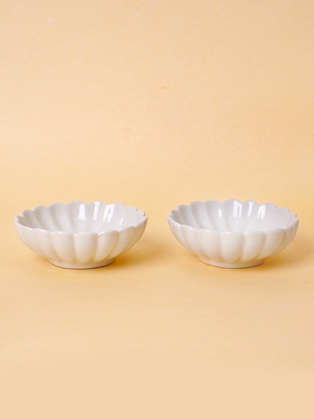 Pearl White Small Bowls Set of 2